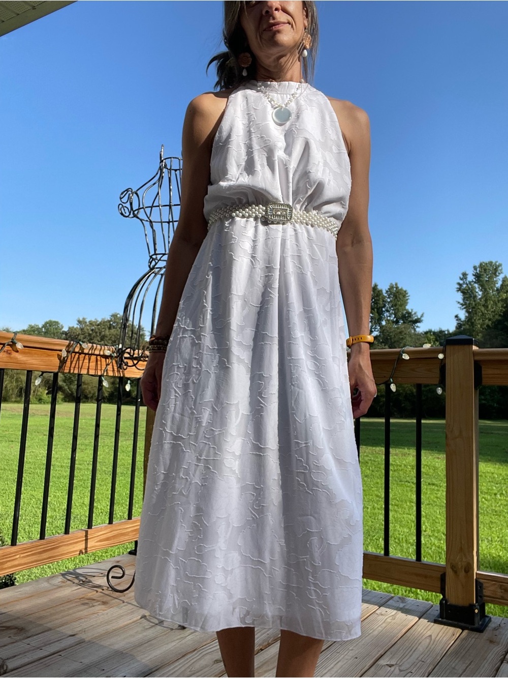Elegant White Maxi Dress with Textured Floral Pattern